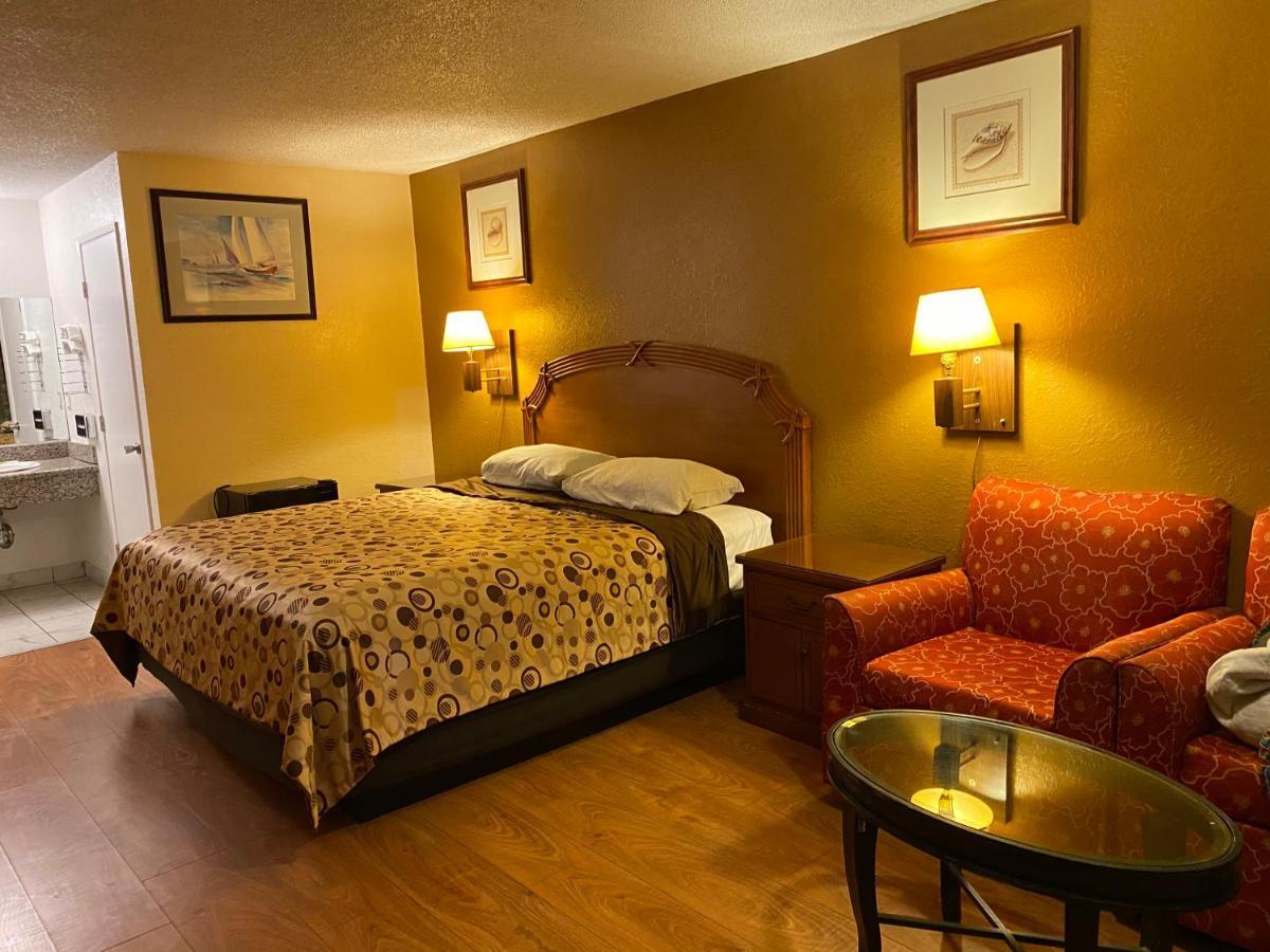 Motel Howard Johnson By Wyndham Azusa Exterior foto